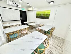 709 ANG MO KIO AVENUE 8 (D20), Shop House #494571641